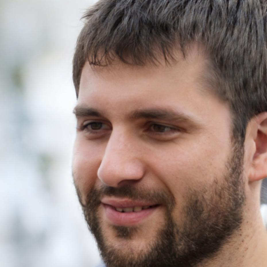 Portrait of financial education specialist Kieran Bellamy